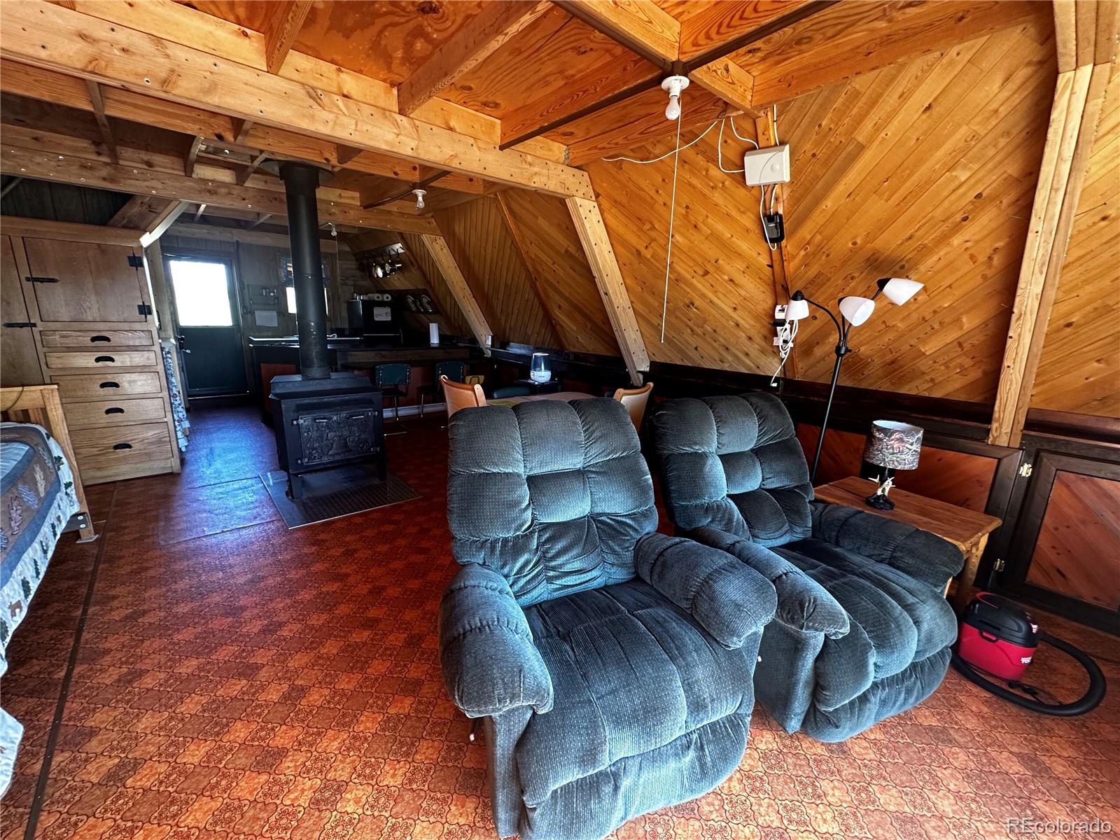 1718 Mara Loop