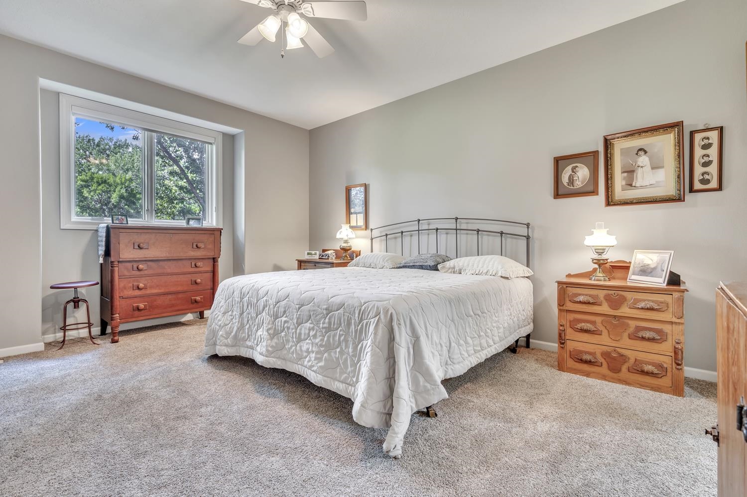 211 Emerald Meadows Drive
