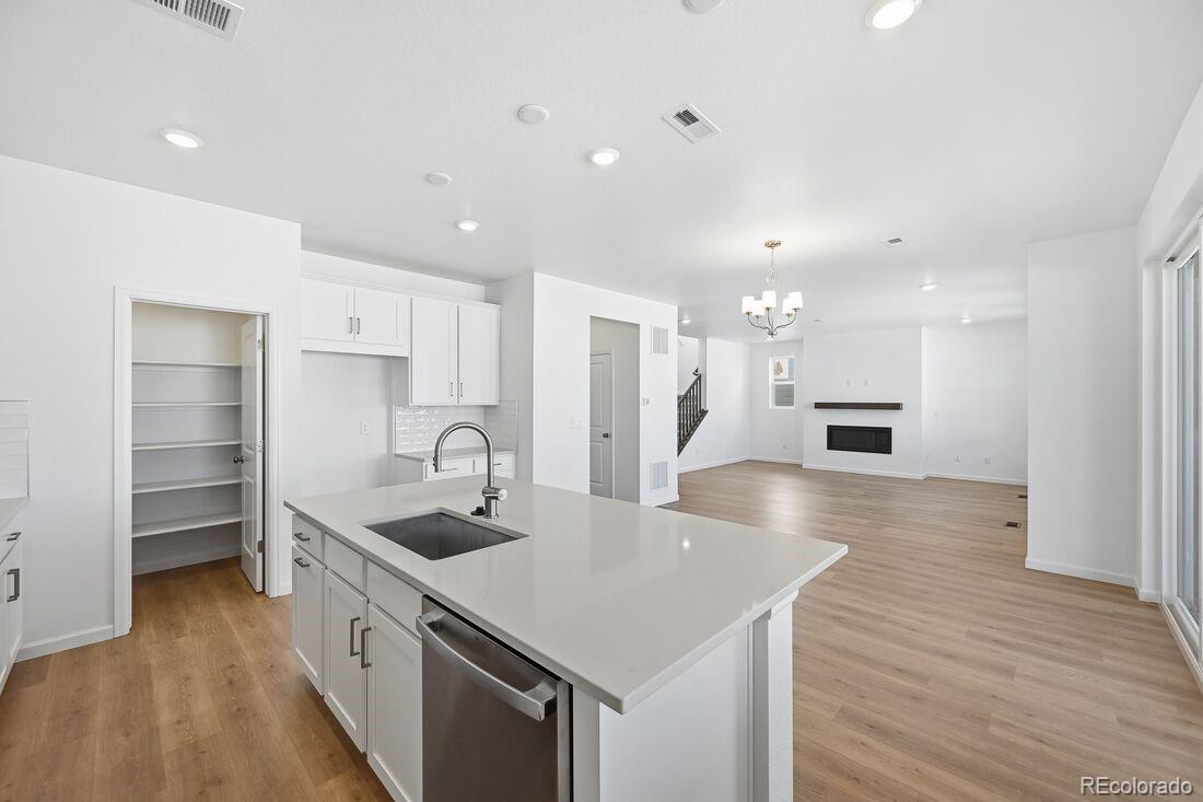 16657 W 92nd Place