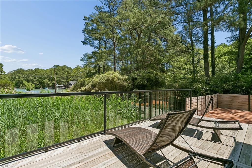 246 Hunts Neck Road