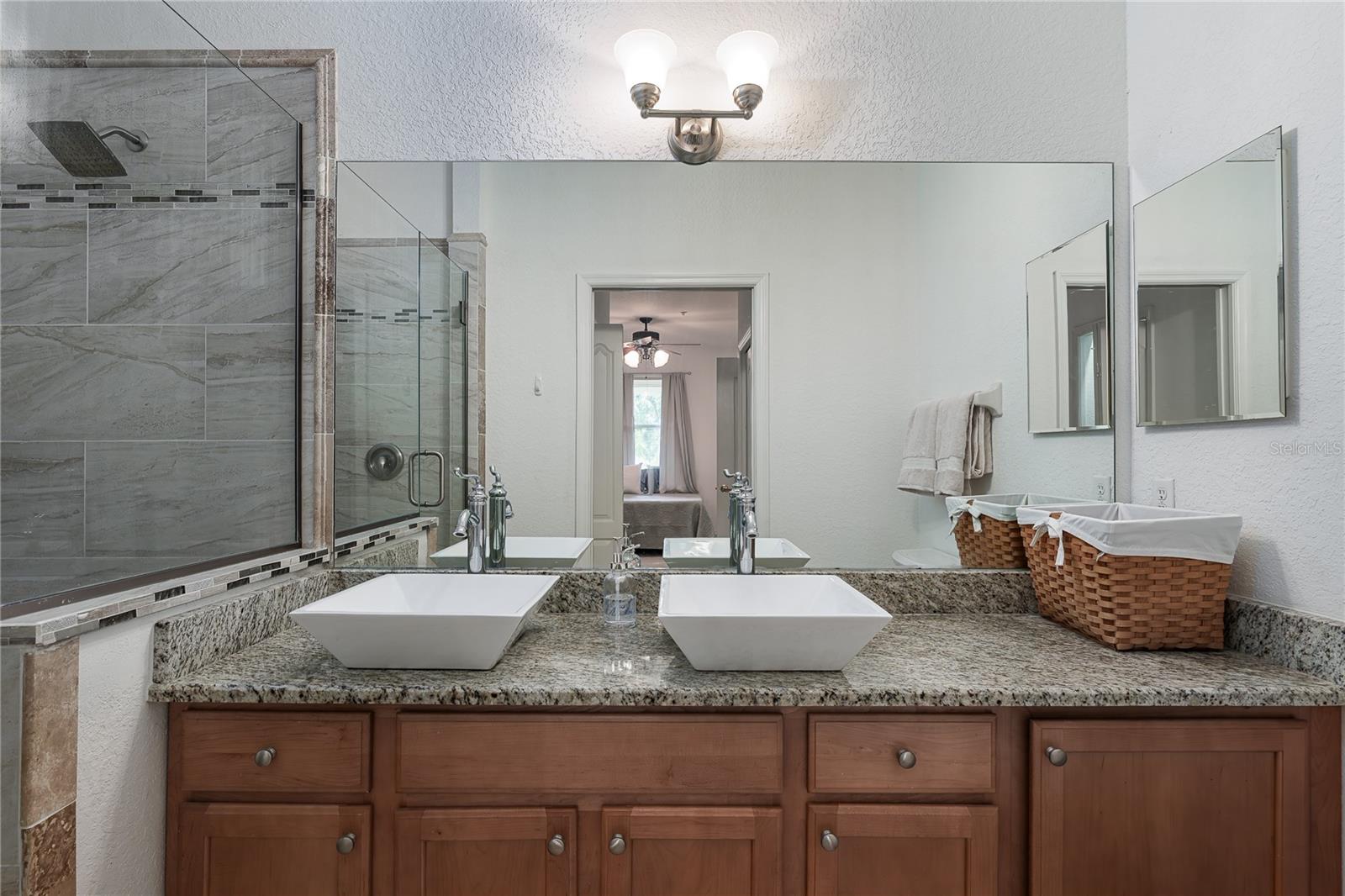 803 Fairwaycove Lane 206