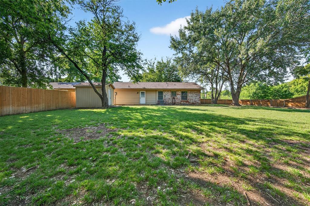 609 E Martin Lane