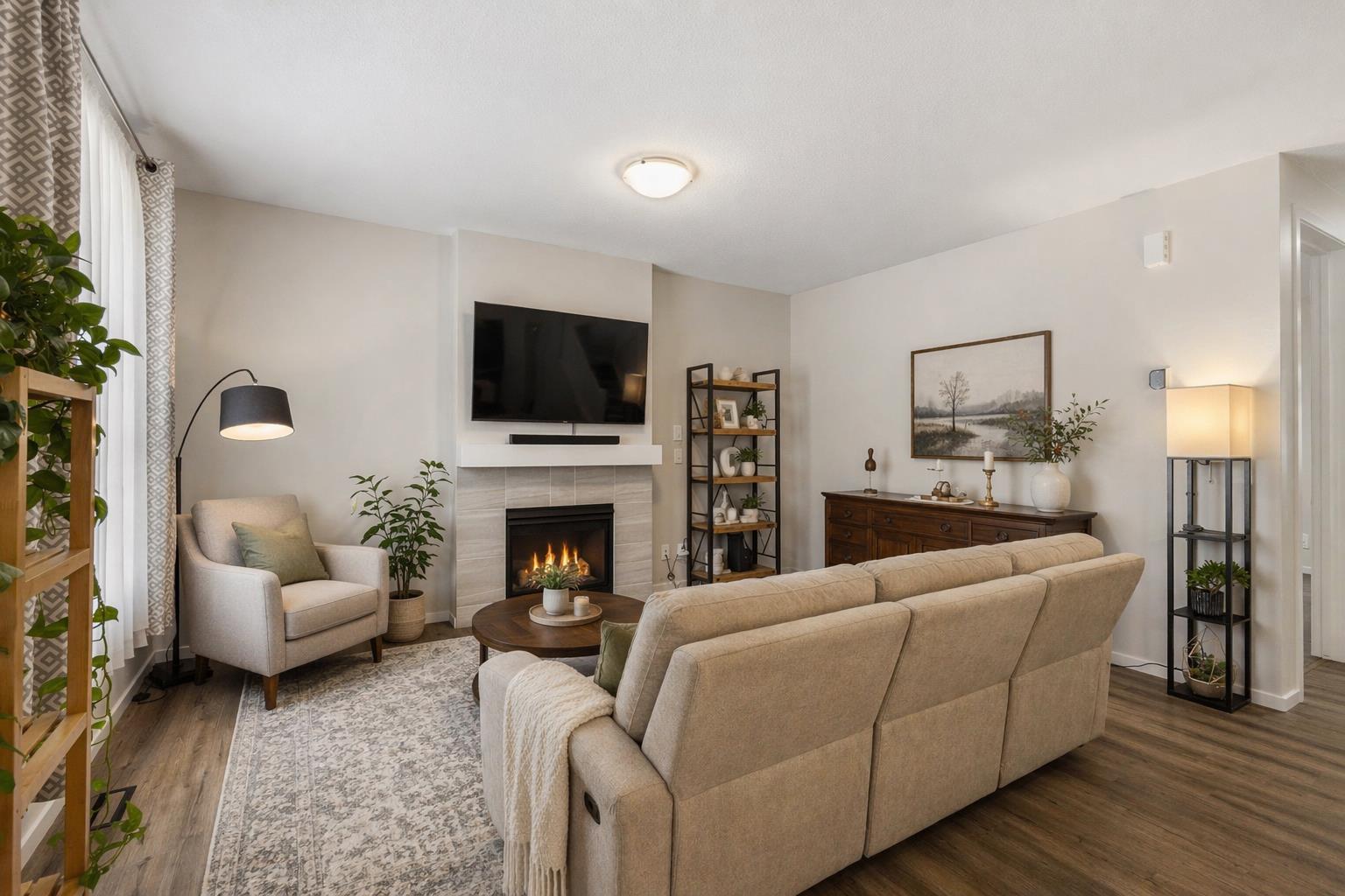 33 Carringham Heights NW