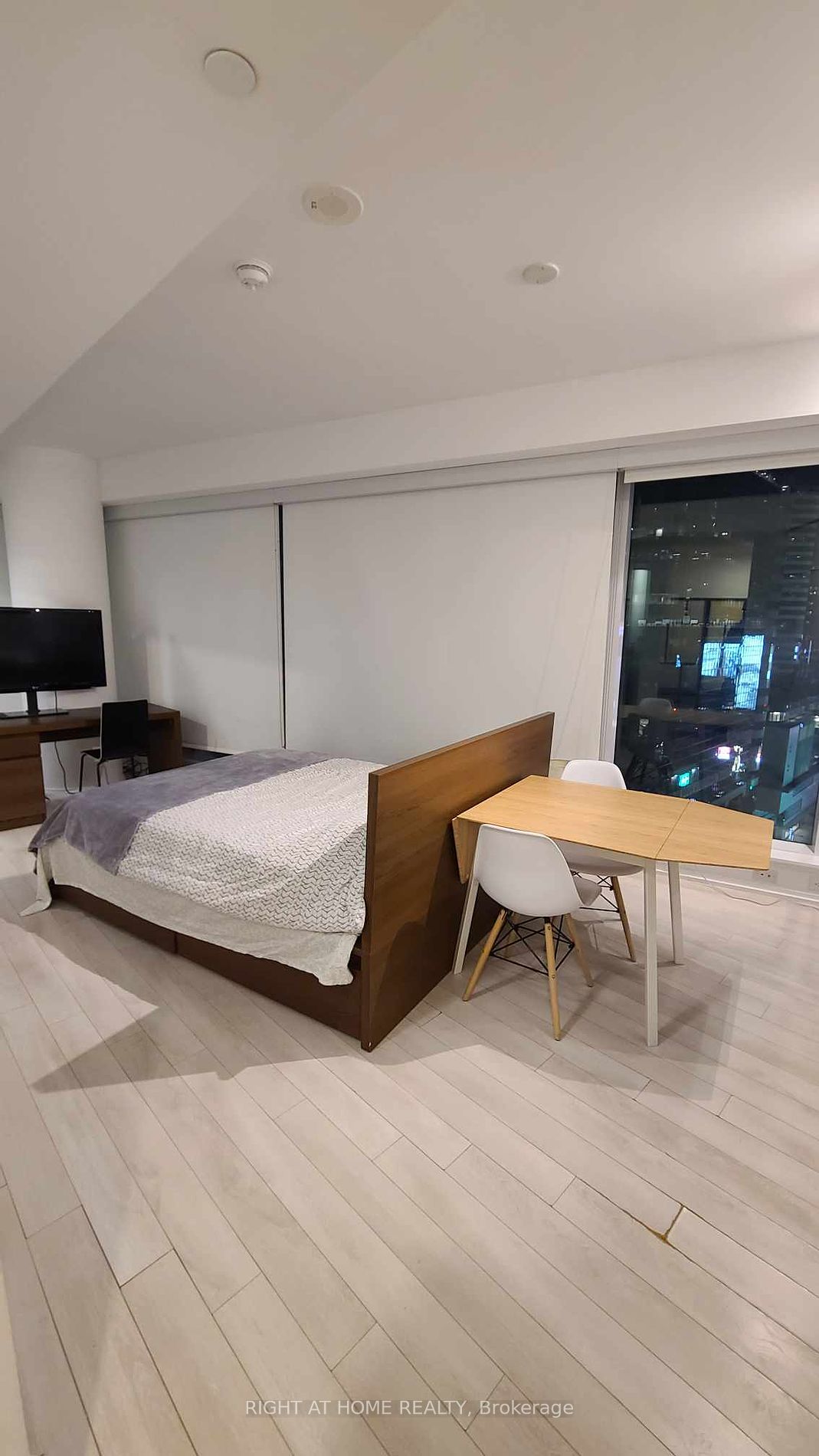 197 Yonge St 1612