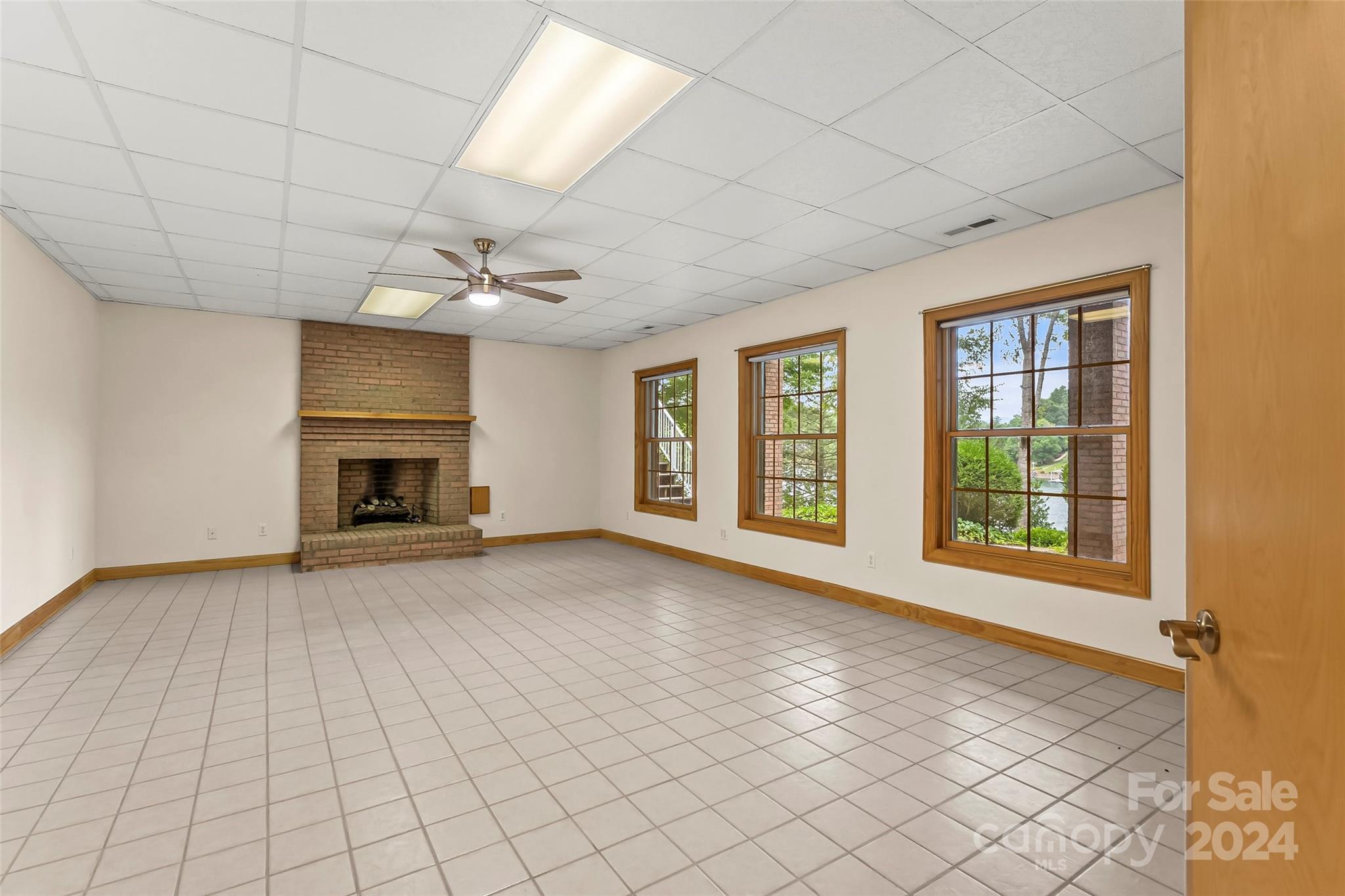 4654 Harbor View Terrace