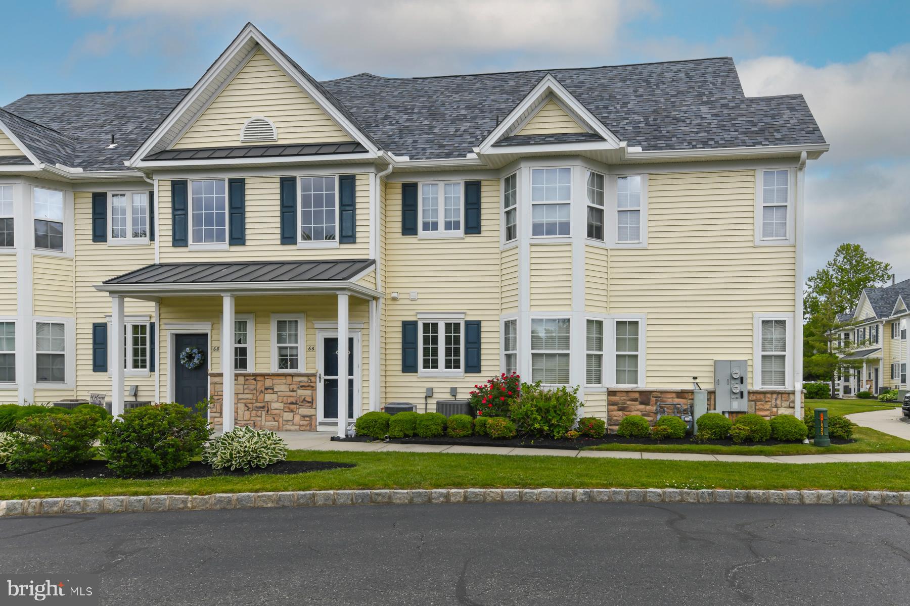 66 Pelican Place