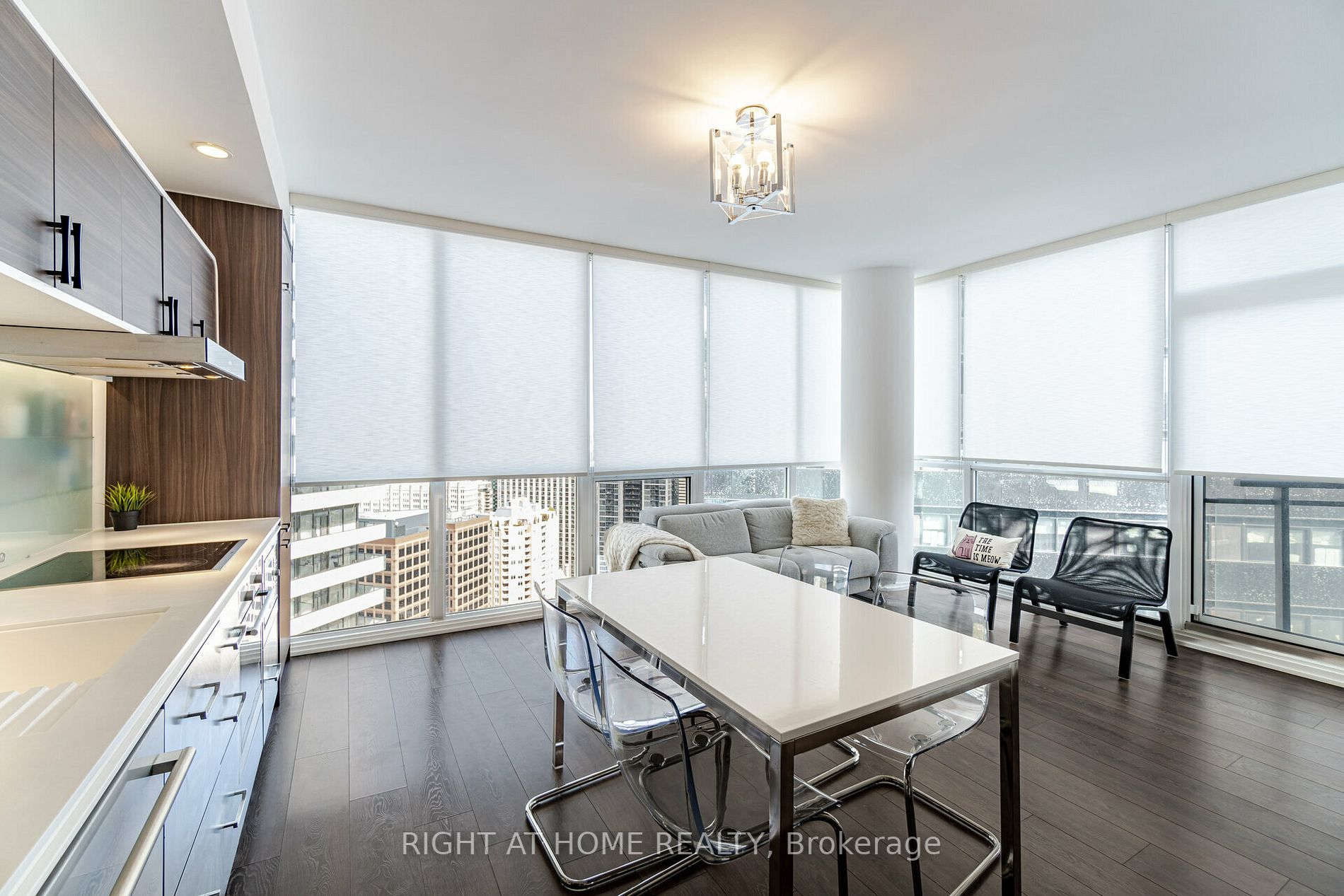 45 E Charles St 3910