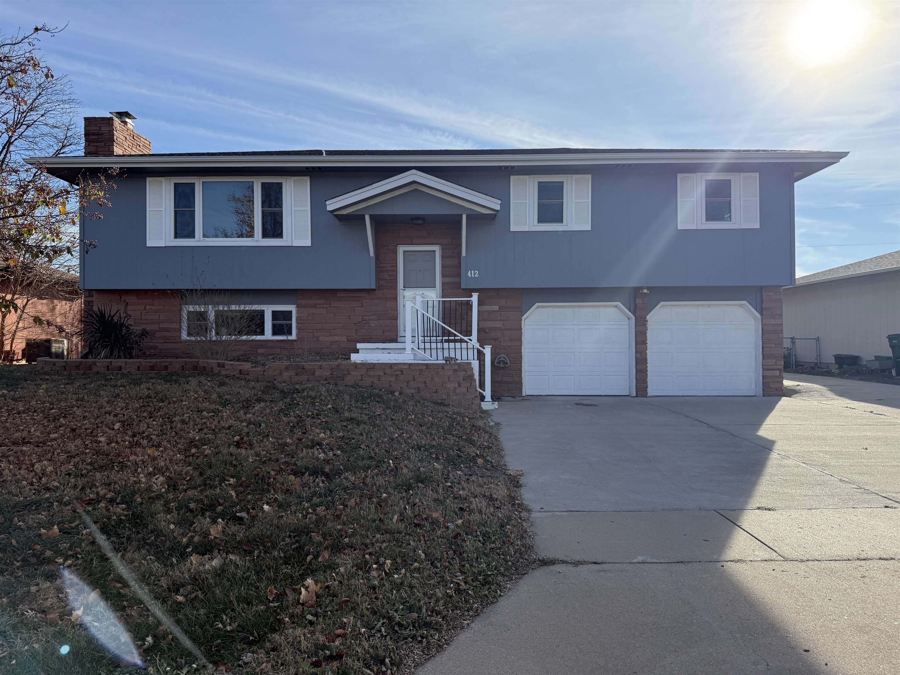 412 E Irene St