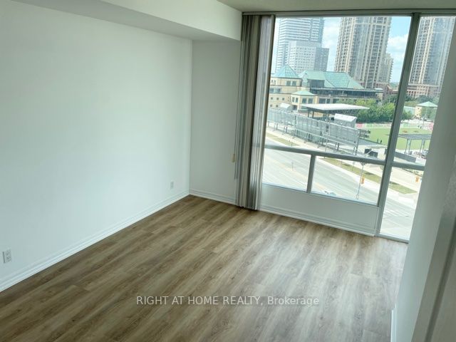 3939 Duke Of York Blvd 802