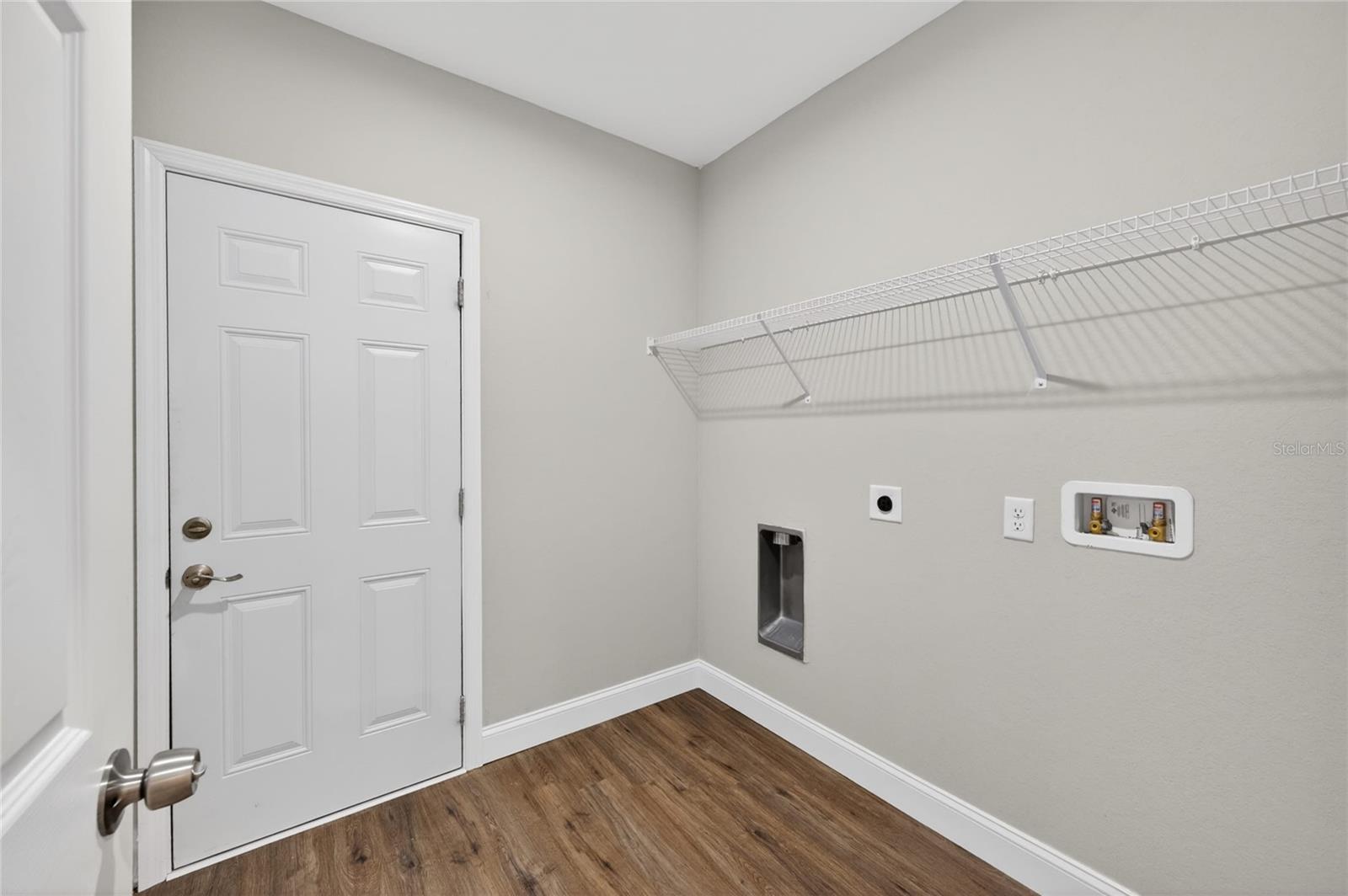 2581 Poinciana Drive