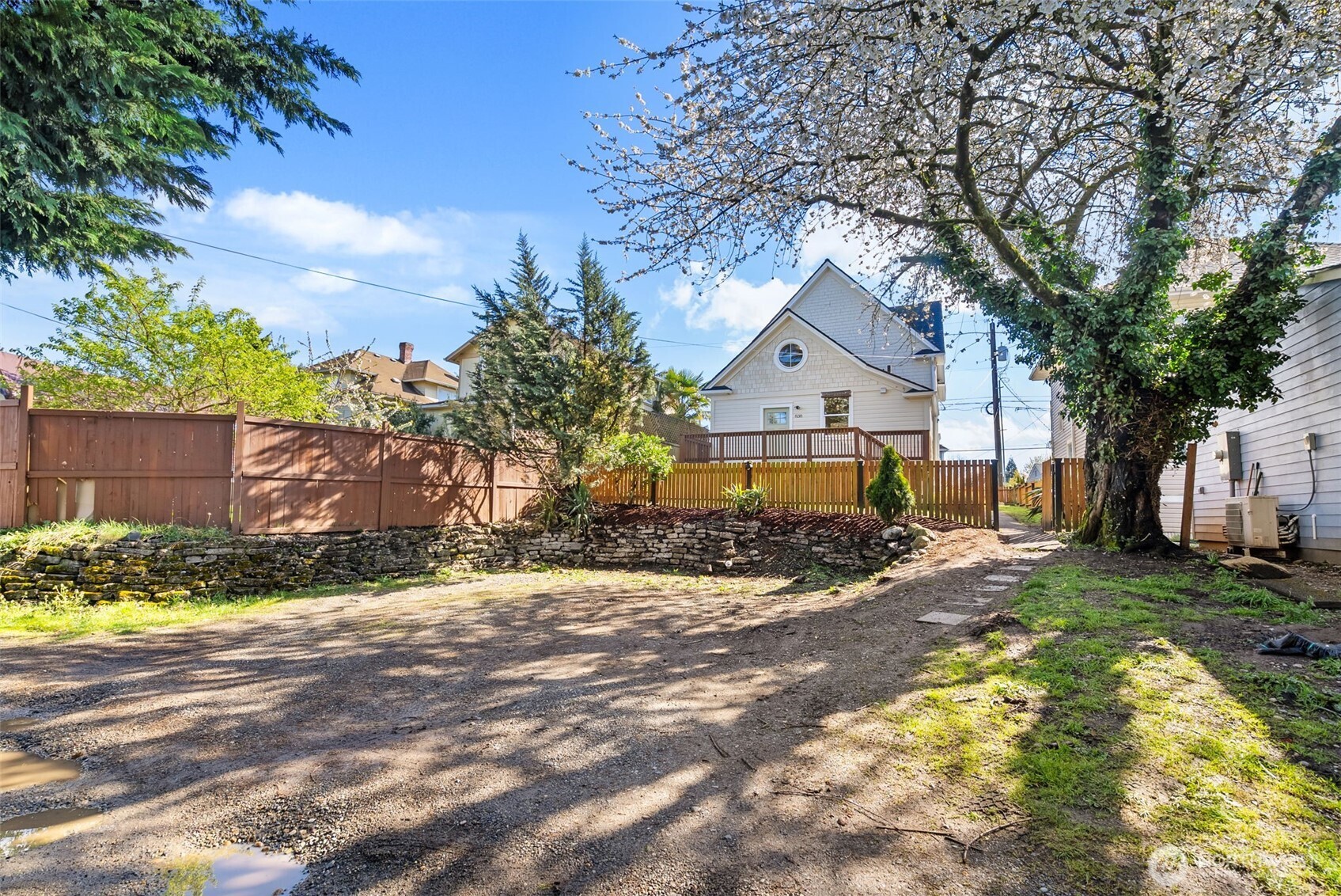 838 S Sprague Avenue