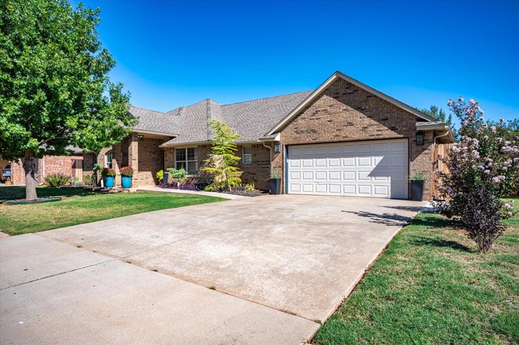 Fabulous home in Lone Oak Creek gated community! Large open Living and Kitchen and generous sized rooms throughout the home. Nice study off Living area with window looking out to front yard. Master suite is large and has his and her closets with tub and walk-in shower! Beautiful island in kitchen looking over living area. Covered patio looking out to beautiful greenbelt with a creek and large trees. Garage is a dream!Enormous amount of room for vehicles and tool boxes or any business inventory you may have. Look at floor plan for estimated measurements on home and garage. Deer Creek Schools and very conveniently located to mall, shopping and restaurants. Mercy hospital is only a few minutes away. Come see this beauty!