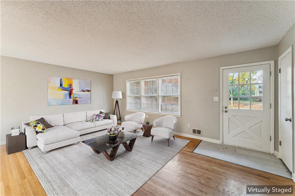 5007 Outlook Street