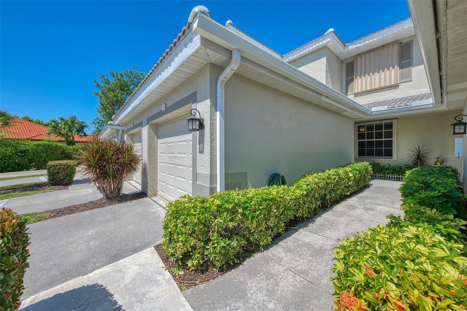3433 Grand Vista Court 102