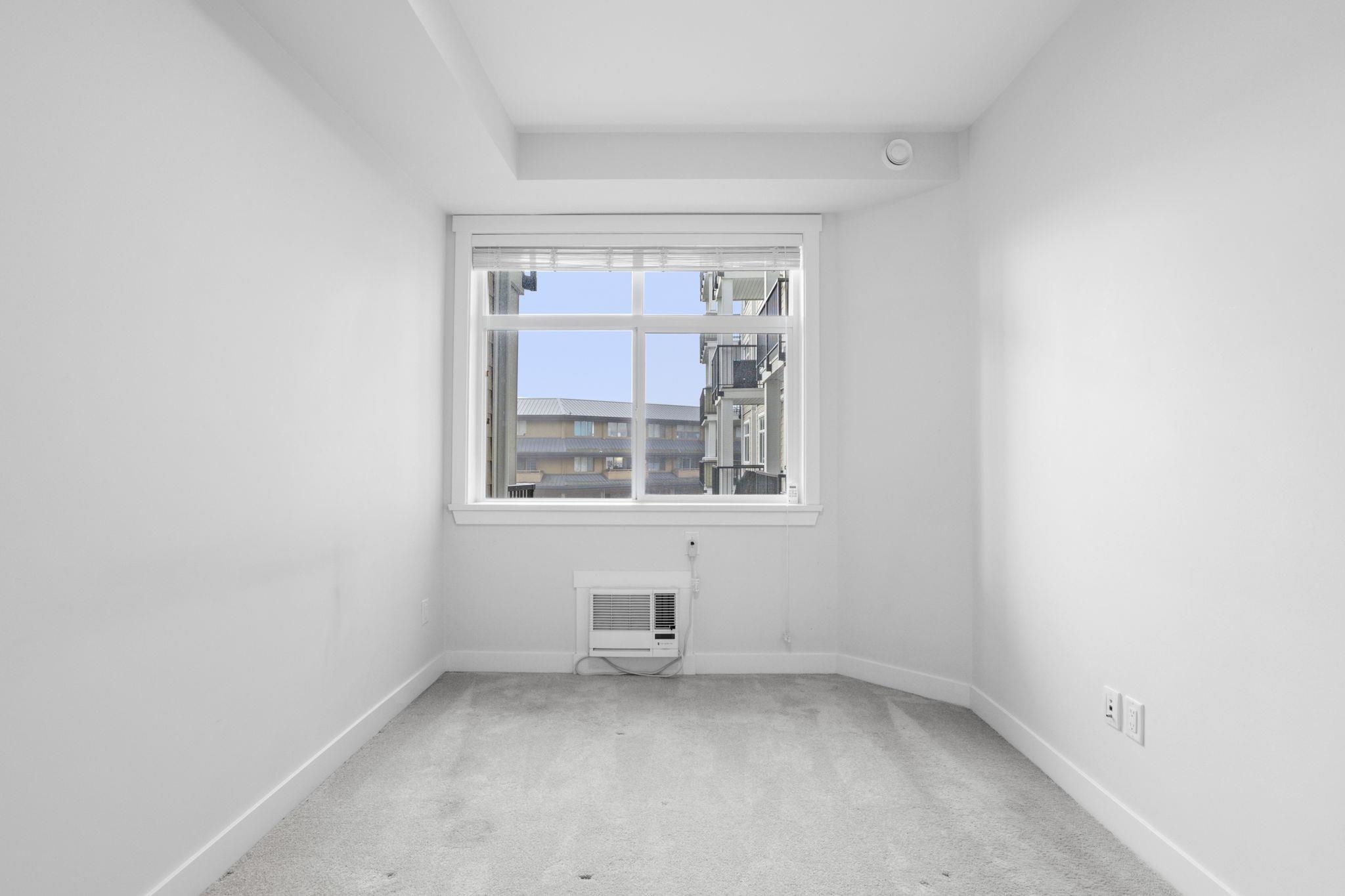 20686 Eastleigh Crescent 207