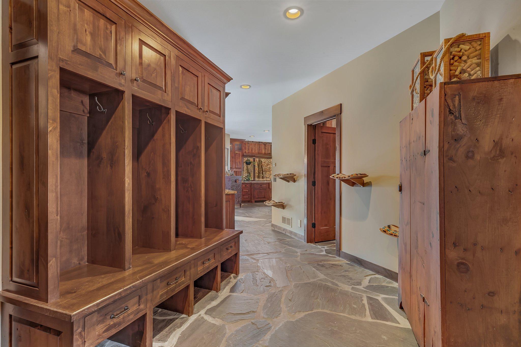 28894 Woodbrook Court