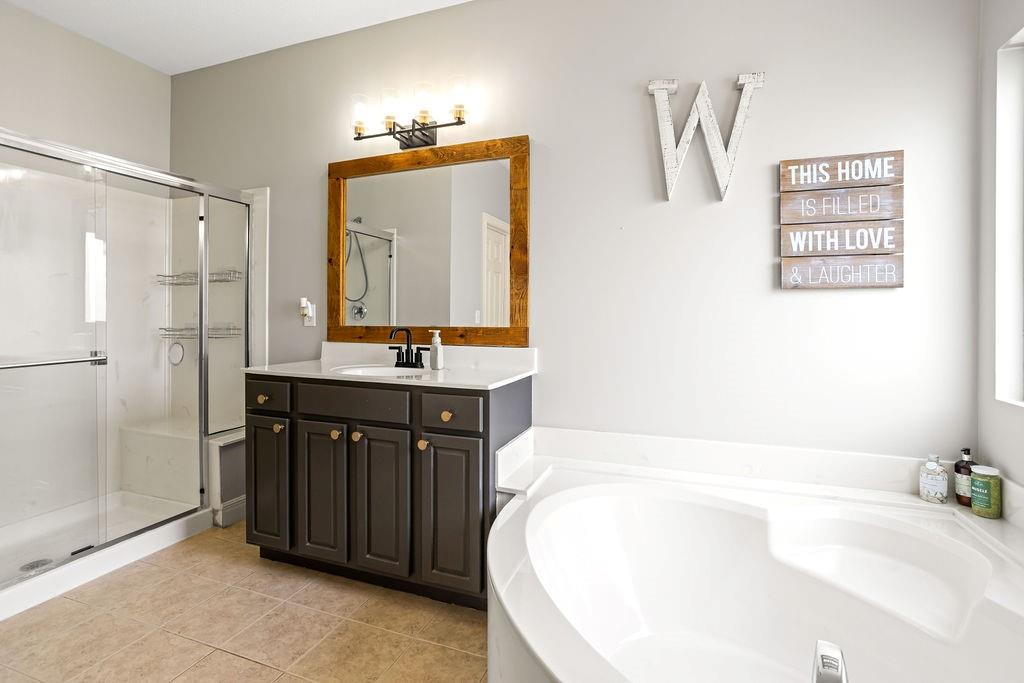 9709 N Farley Avenue