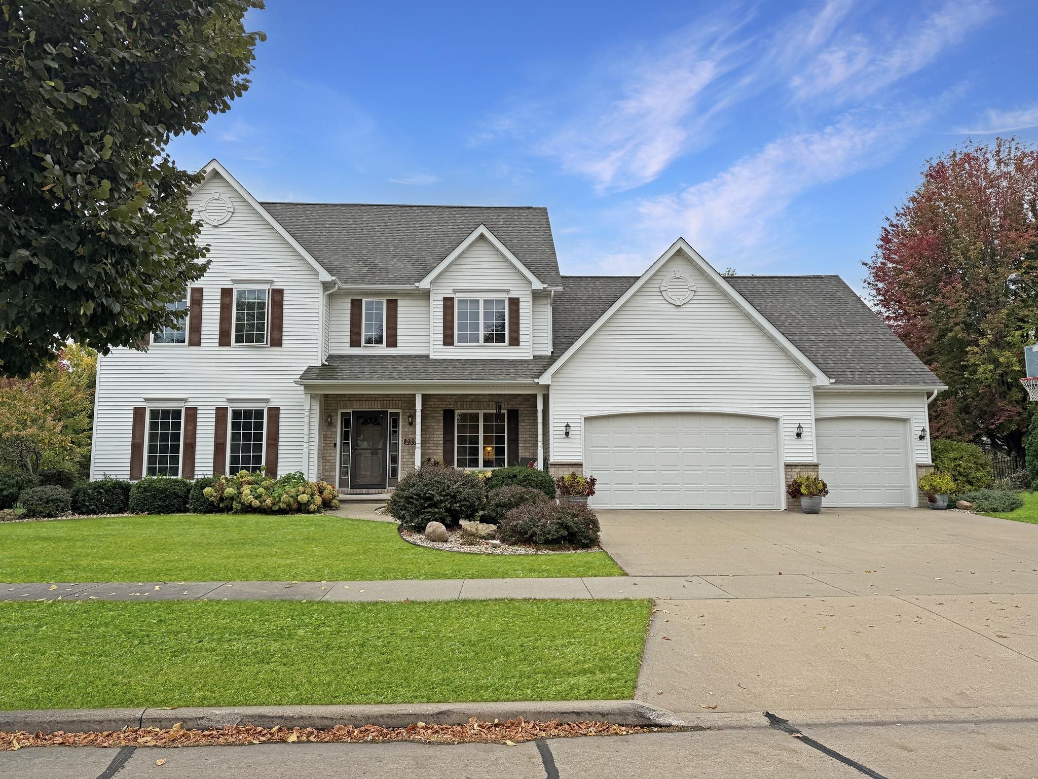 233 E Fernwood Lane