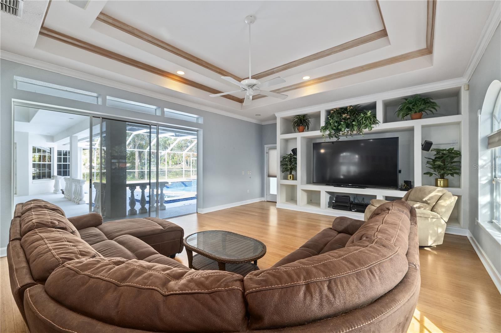 405 Chastain Road