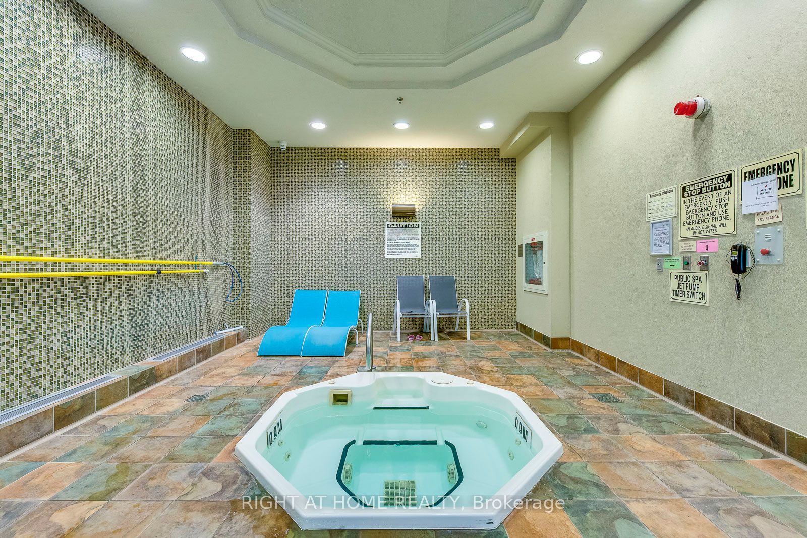 339 W Rathburn Rd 601