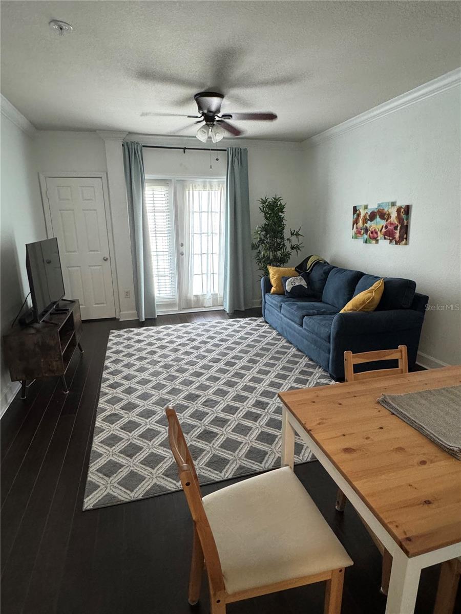 300 E South Street 6004