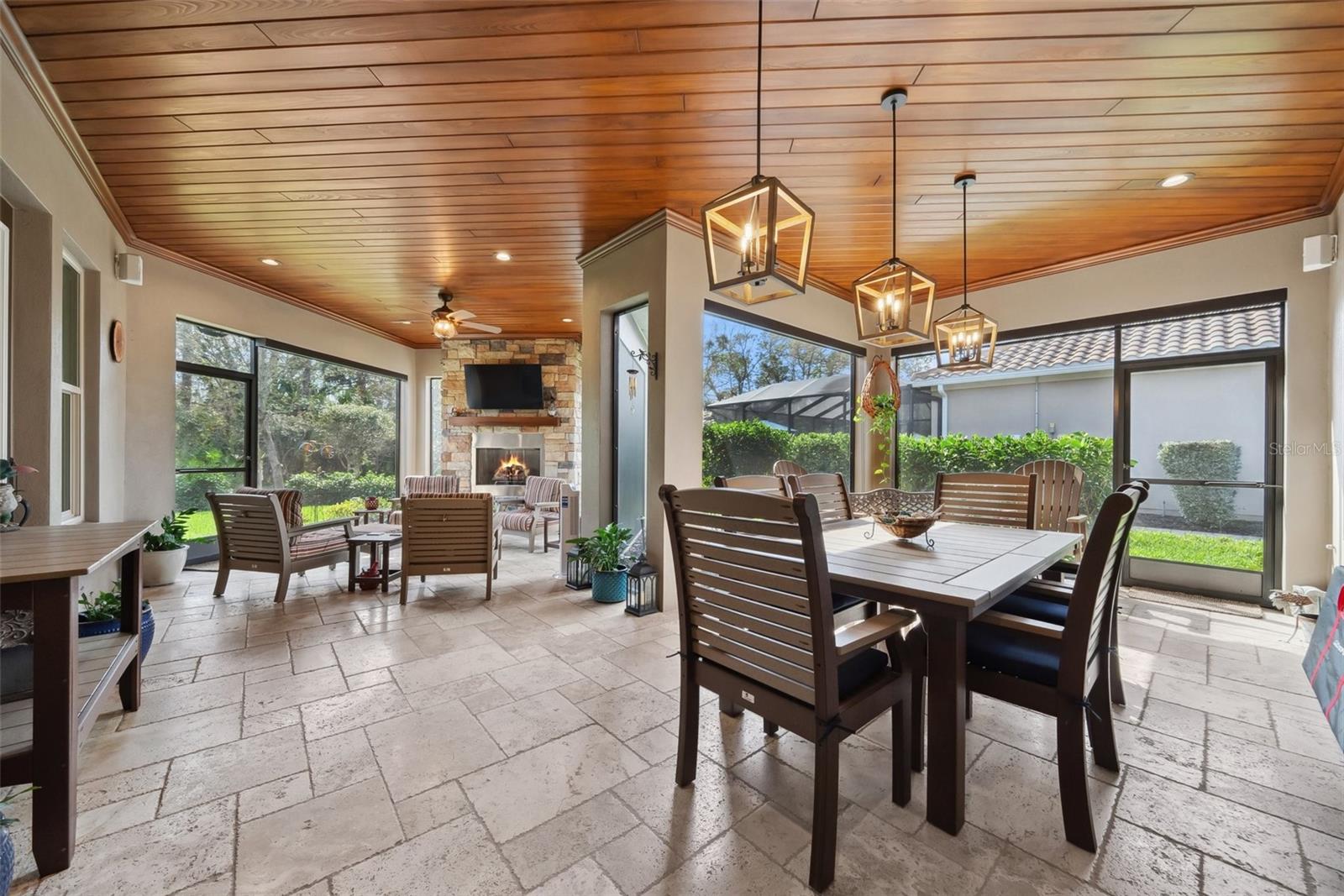 10406 Eastwood Drive