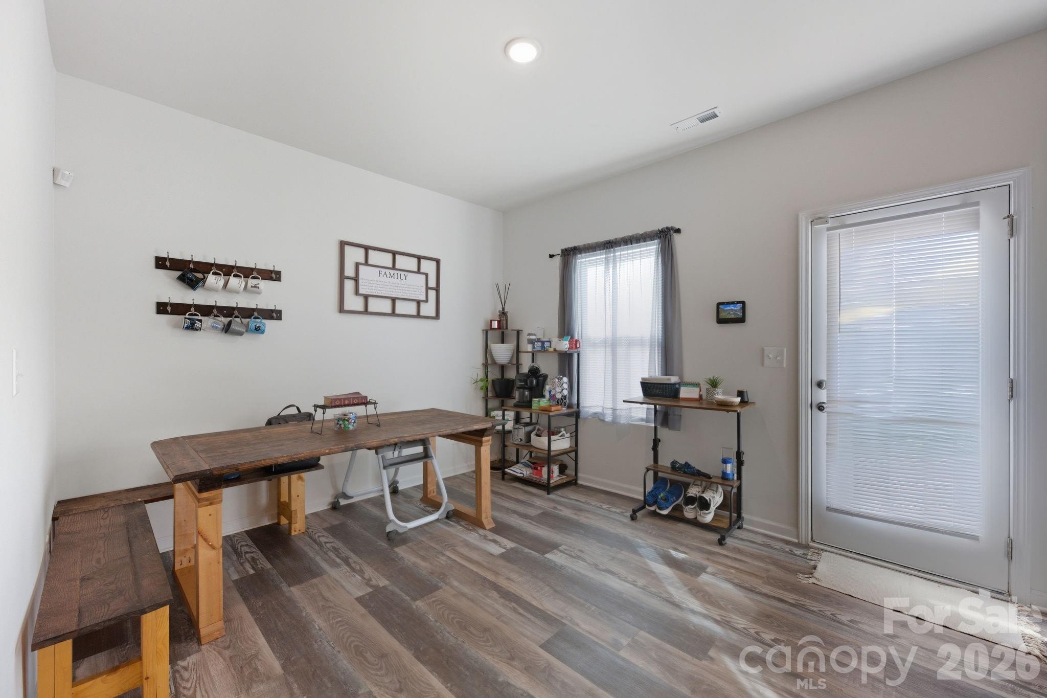 609 N Mulberry Street