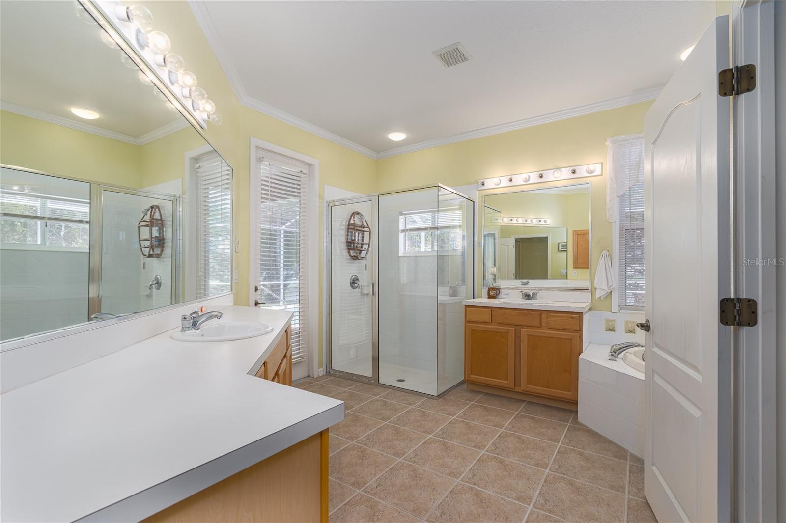 6122 Broad River Run