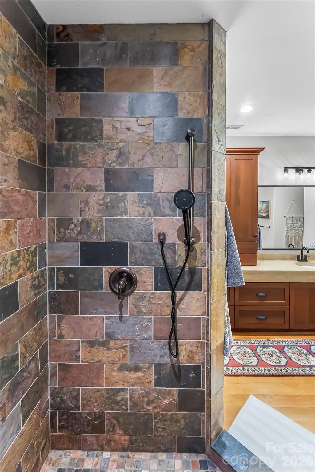 5069 Lighthouse Court