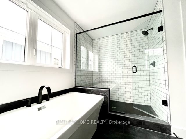 114 Black Willow Cres