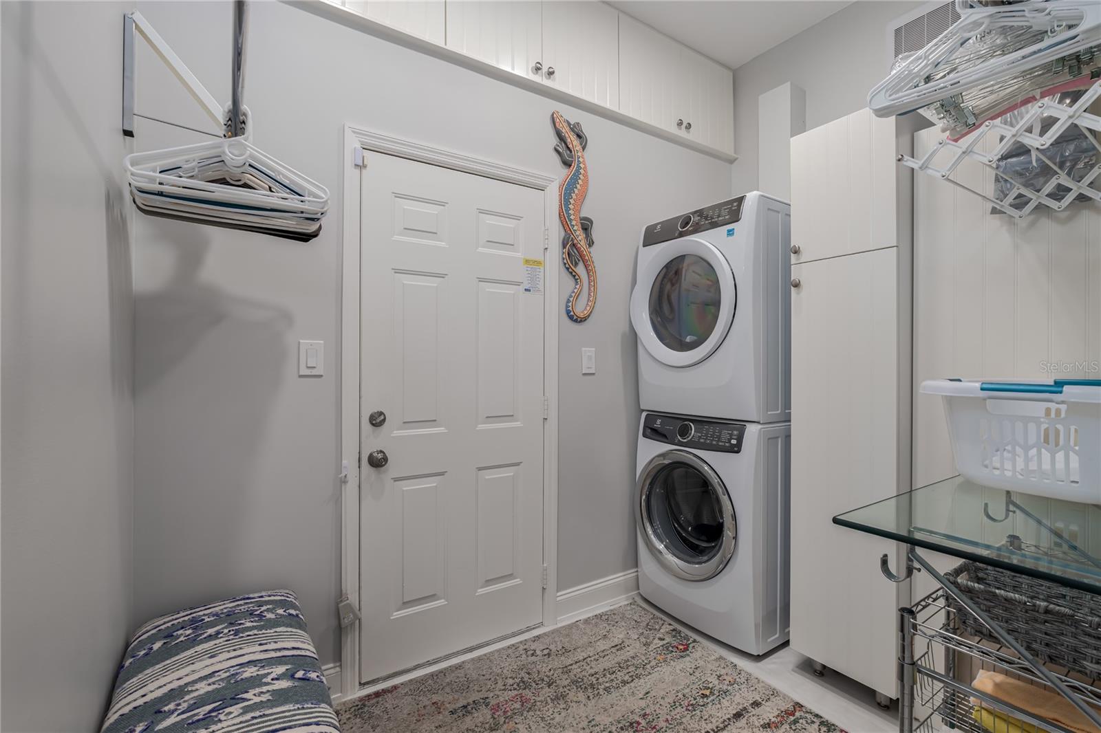 11806 Oak Ridge Drive