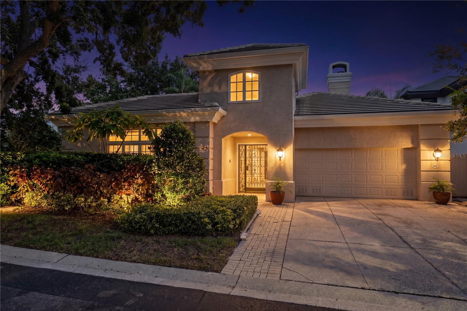 Opportunities like this are rare—an oversized .28-acre Harbour Island sanctuary with abeautifully finished main residence and a private guest casita, all wrapped in a sun-filledcourtyard design that captures skyline views while preserving complete privacy. Stepinside to a dramatic 20-ft living room volume, warm wood flooring, and effortless flow tothe courtyard and pool—your daily invitation to unwind. The kitchen blends function andstyle with gas cooking, a center island, and abundant cabinetry, opening seamlessly tothe family room. The formal dining room enjoys a serene courtyard fountain view,perfect for intimate gatherings. The first-floor primary suite is a retreat of its own, withFrench doors opening to the courtyard. The primary retreat also features dual custom-organized closets and an ensuite bath complete with dual vanities, a deep soaking tub,walk-in shower, and private water closet. Upstairs, three additional bedrooms offerflexibility for guests, family, or a dedicated home office. Thoughtful updates throughoutinclude marble flooring and Dolomite countertops in the kitchen, refreshed secondarybaths, and newer flooring.The detached guest casita elevates the property further—ideal for extended family,visiting guests, or a private studio—complete with new flooring, Dolomite counters, anew refrigerator, and a fully remodeled bath. Recent enhancements bring peace of mindand modern luxury: a NEW 2023 custom tile roof, NEW 2023 pool and equipment, 3NEW 2023 HVAC systems, NEW irrigation, and refreshed landscaping. All withinHarbour Island’s coveted 24-hour gated community—steps from Water Street,Sparkman Wharf, LifeTime Fitness, Tampa’s Riverwalk, and minutes to Bayshore,Downtown, I-275, and the Selmon Expressway. Designed for the buyer who knows thedifference, demands the best, and invests in a lifestyle worthy of Harbour Island’s finest.Secure your private viewing before it’s too late!