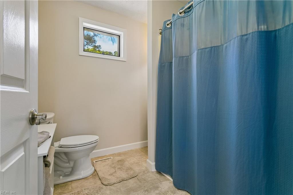 246 Hunts Neck Road