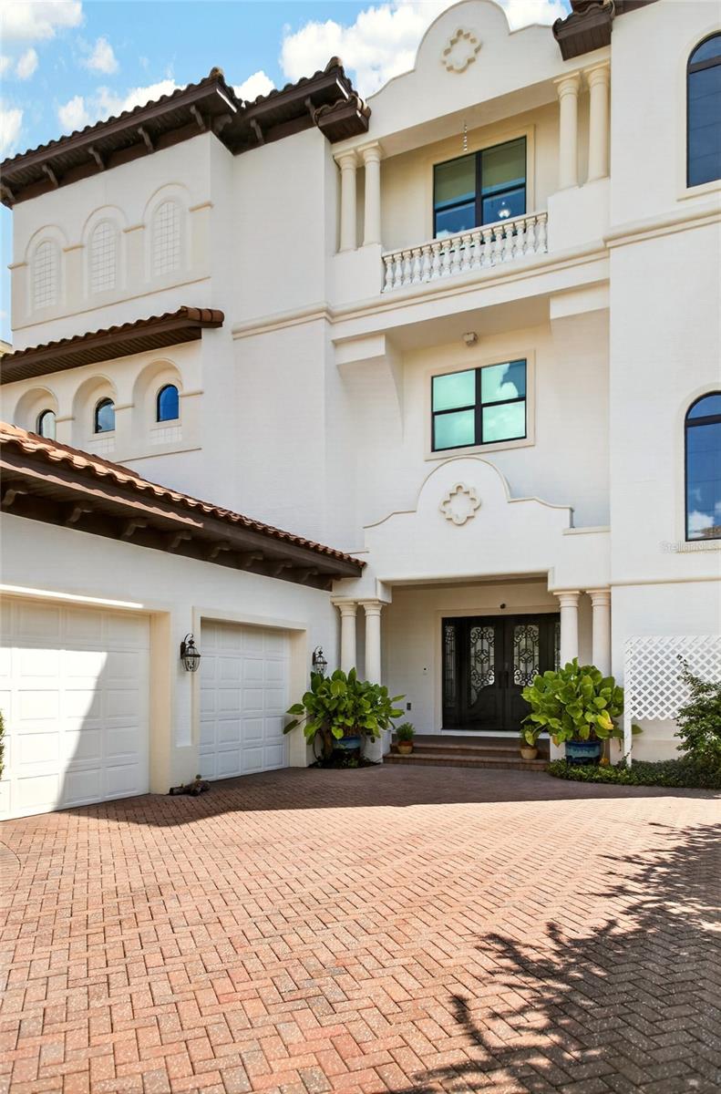 6 Ocean Ridge Boulevard N
