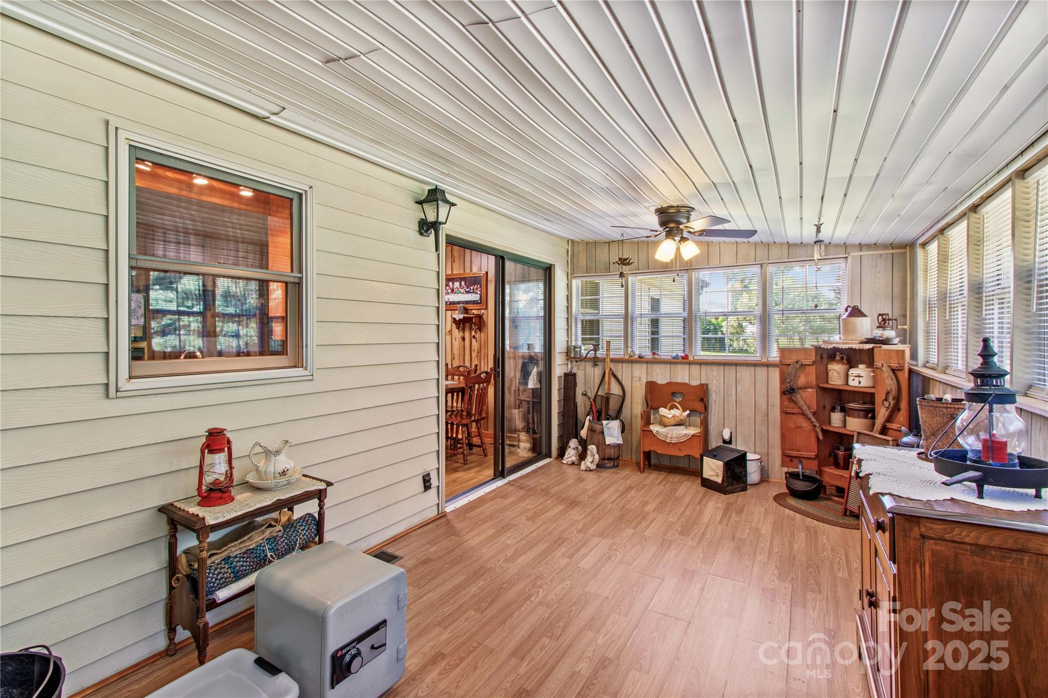 784 Whites Farm Road