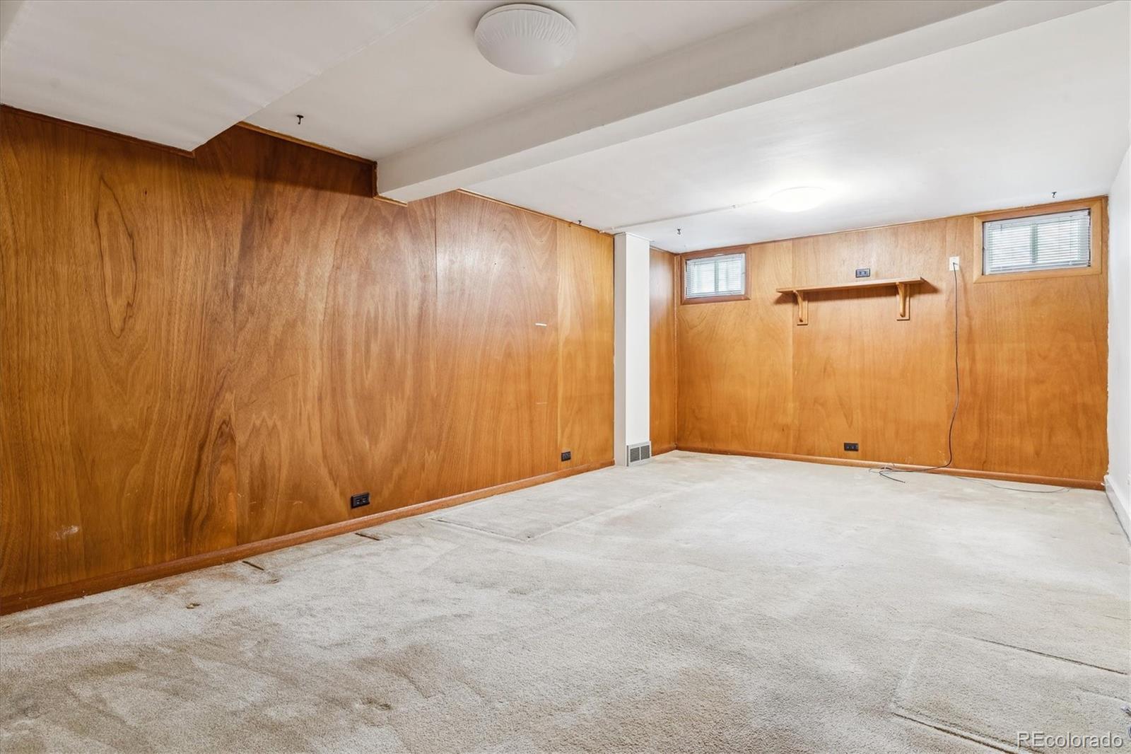 869 S Williams Street