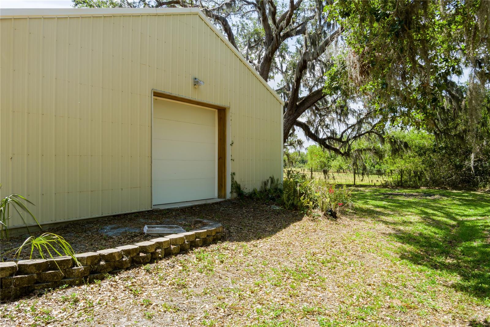 5403 Red Rooster Road