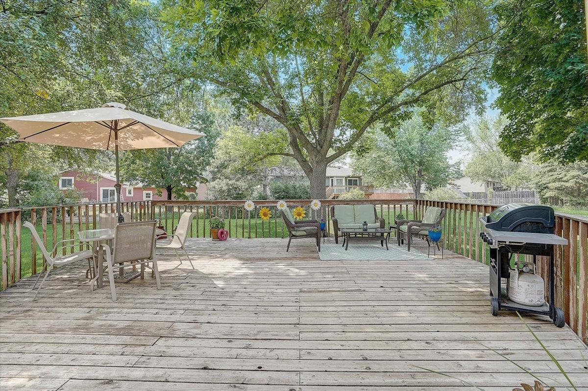 11211 Virginia Avenue N