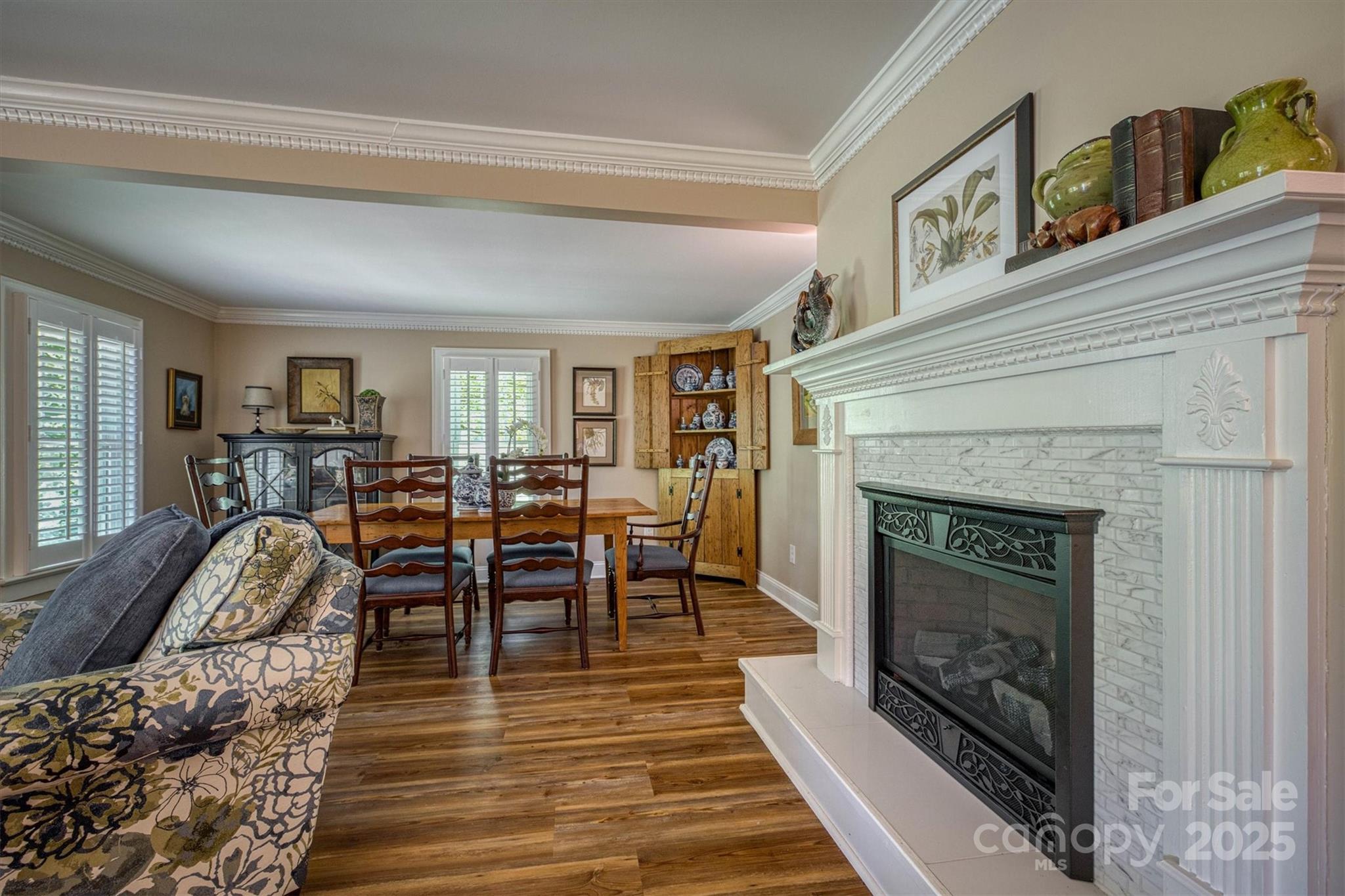 1026 Shelby Lane