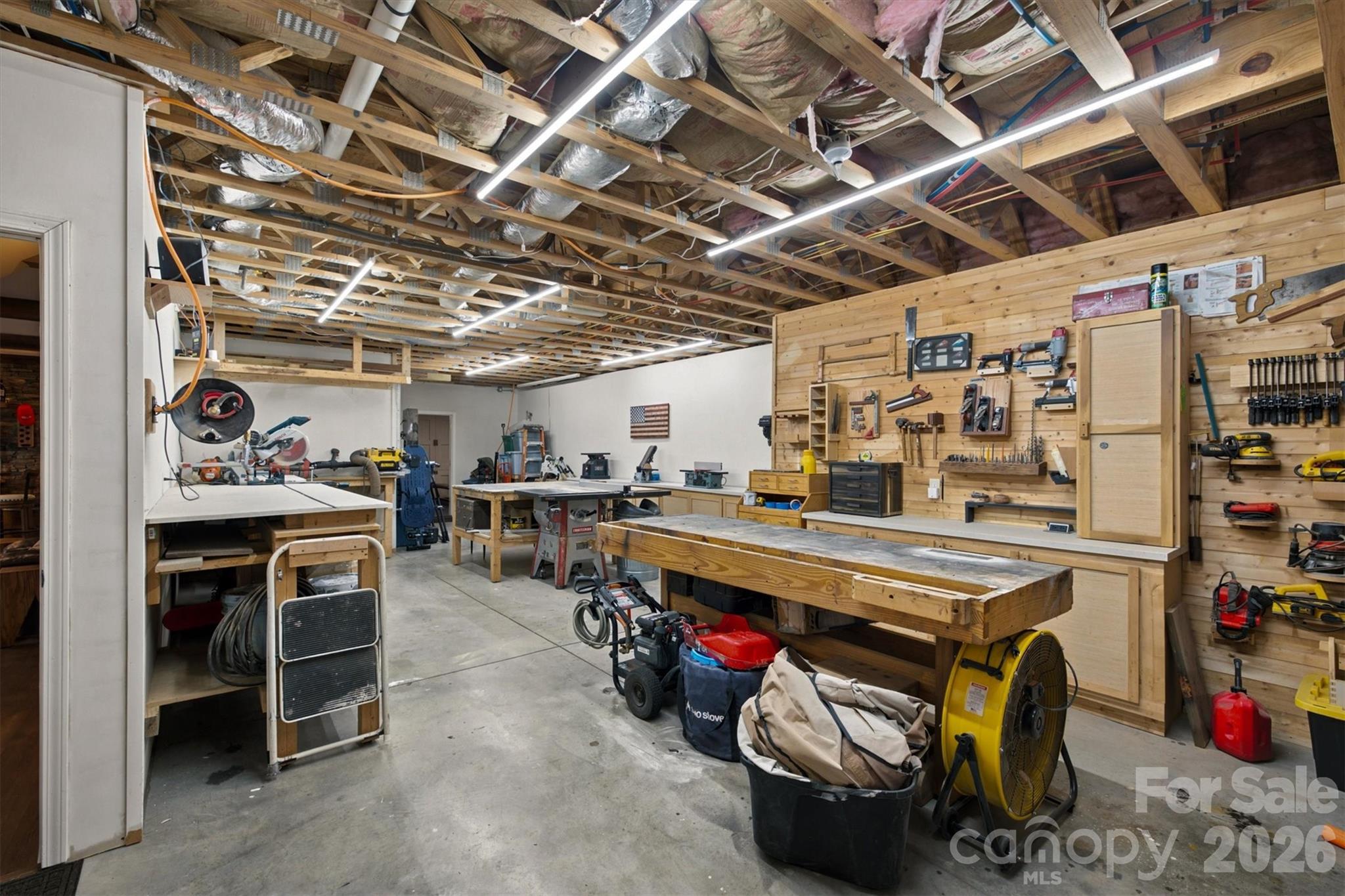 1167 Johns Ridge Parkway