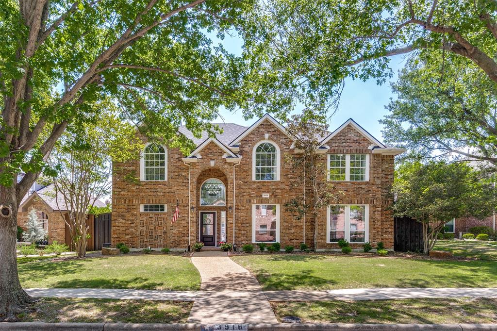 Exquisitely Renovated 5-Bedroom Home with Pool and Putting Green in Coveted Eststes of Forest Creek! Step into this beautifully updated home featuring 5 bedrooms, 3.5 baths, and a wealth of luxurious amenities. Gorgeous wood floors flow throughout the downstairs, complementing the spacious dining room and the bright family room, which overlooks the sparkling pool. The island kitchen shines with quartz countertops, a farmhouse sink, stainless steel appliances, and an open view of the cozy family room featuring a fireplace with gas logs. The spacious primary suite on the main level boasts a stunning bath with a separate shower, jetted tub, dual sinks, and a massive walk-in closet. Upstairs, you'll find four generously sized bedrooms with high ceilings, a game room, and two baths, including a convenient Jack & Jill layout. The backyard is designed for relaxation and fun, featuring low-maintenance turf, a sparkling pool, and a putting green for endless entertainment. With minimal upkeep required, you’ll have more time to enjoy the space and soak up the sun. Conveniently located near Legacy West, Shops of Legacy, and major freeways, this home is in the sought-after Plano ISD, zoned to the highly acclaimed Mathews Elementary. Don’t miss the many updates and upgrades—this home is move-in ready!
