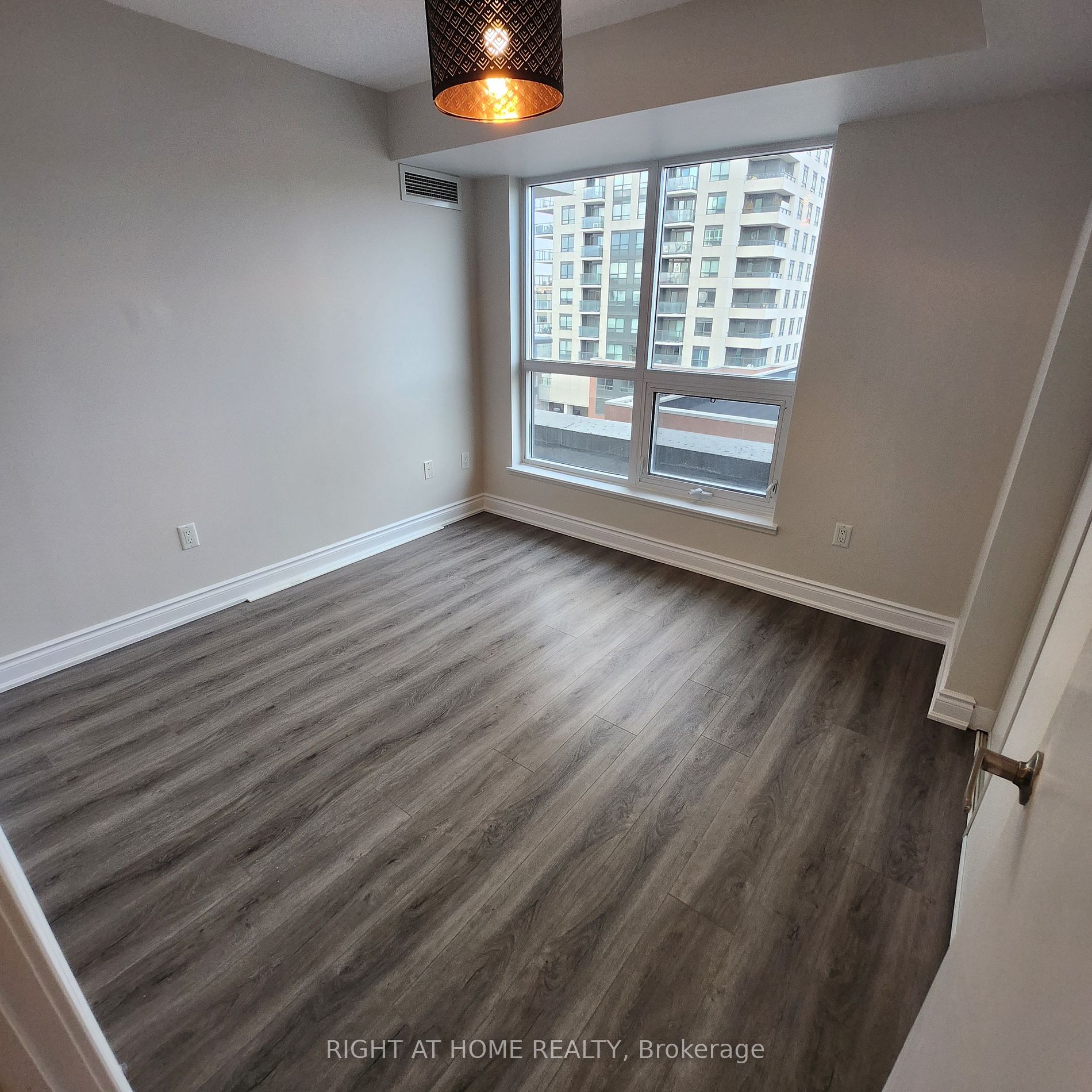 1420 Dupont St 604