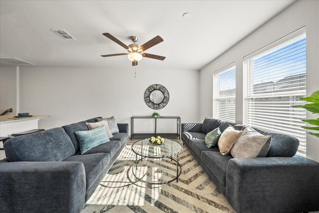 3039 Tenor Way