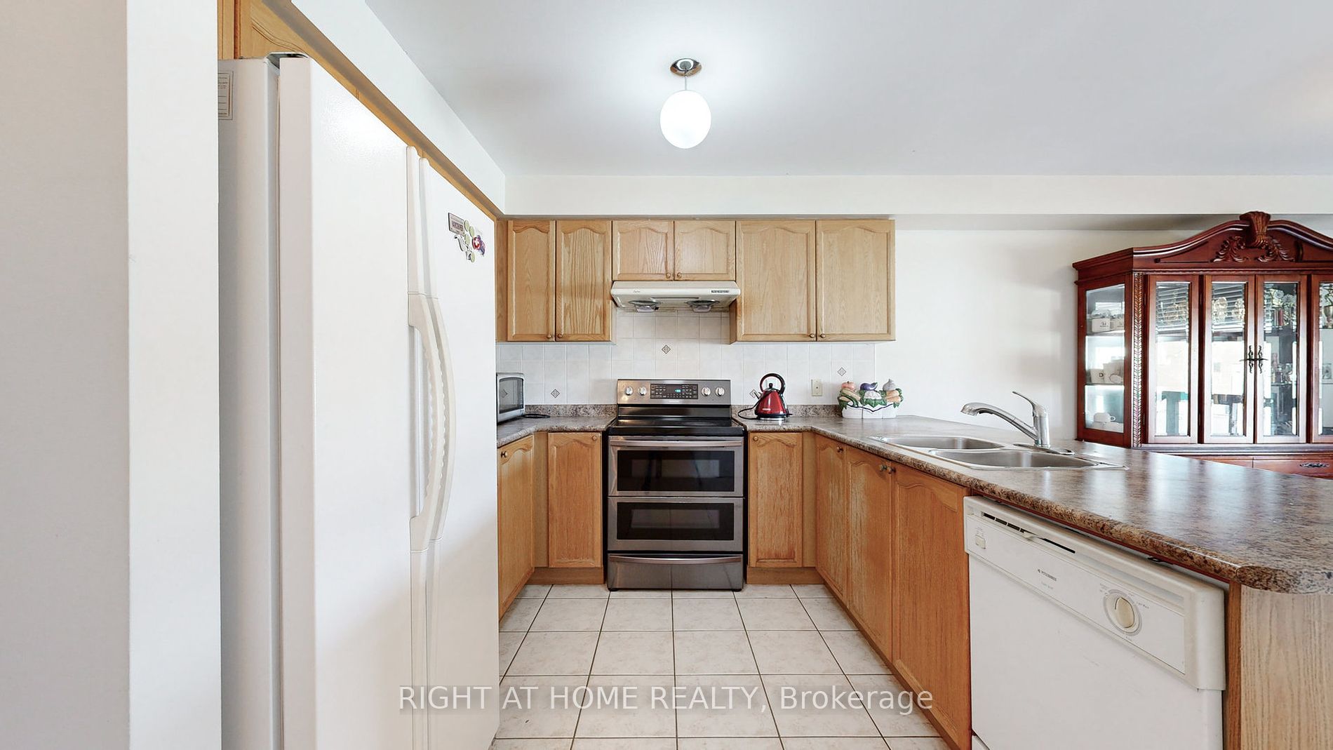 38 Jenkinson Way 131