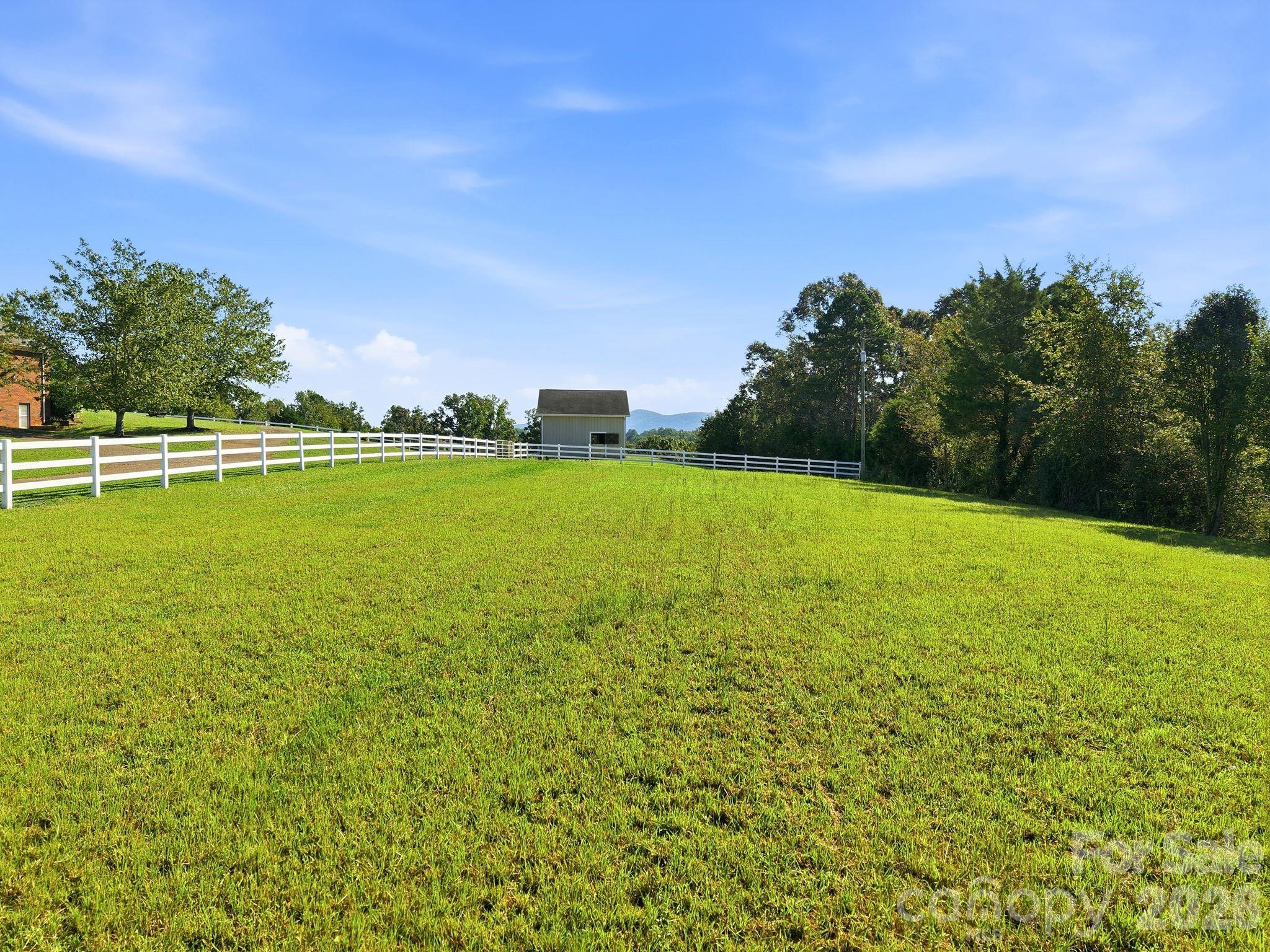 2950 Pearidge Road