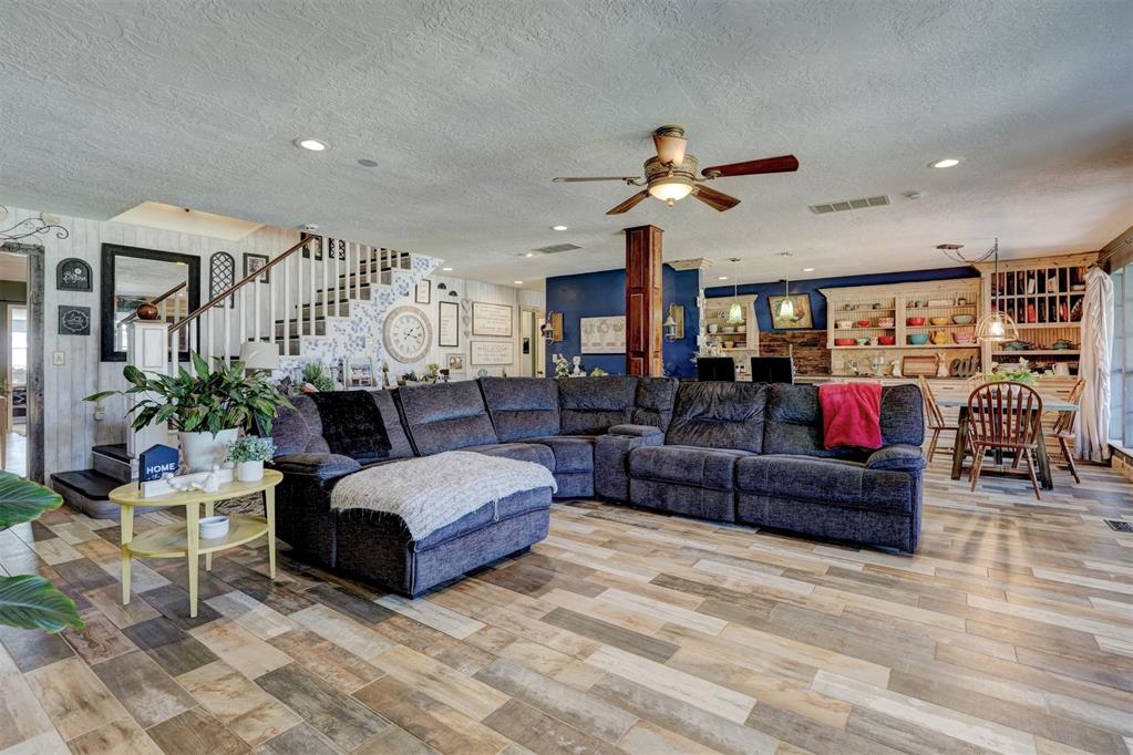 308 W Harper