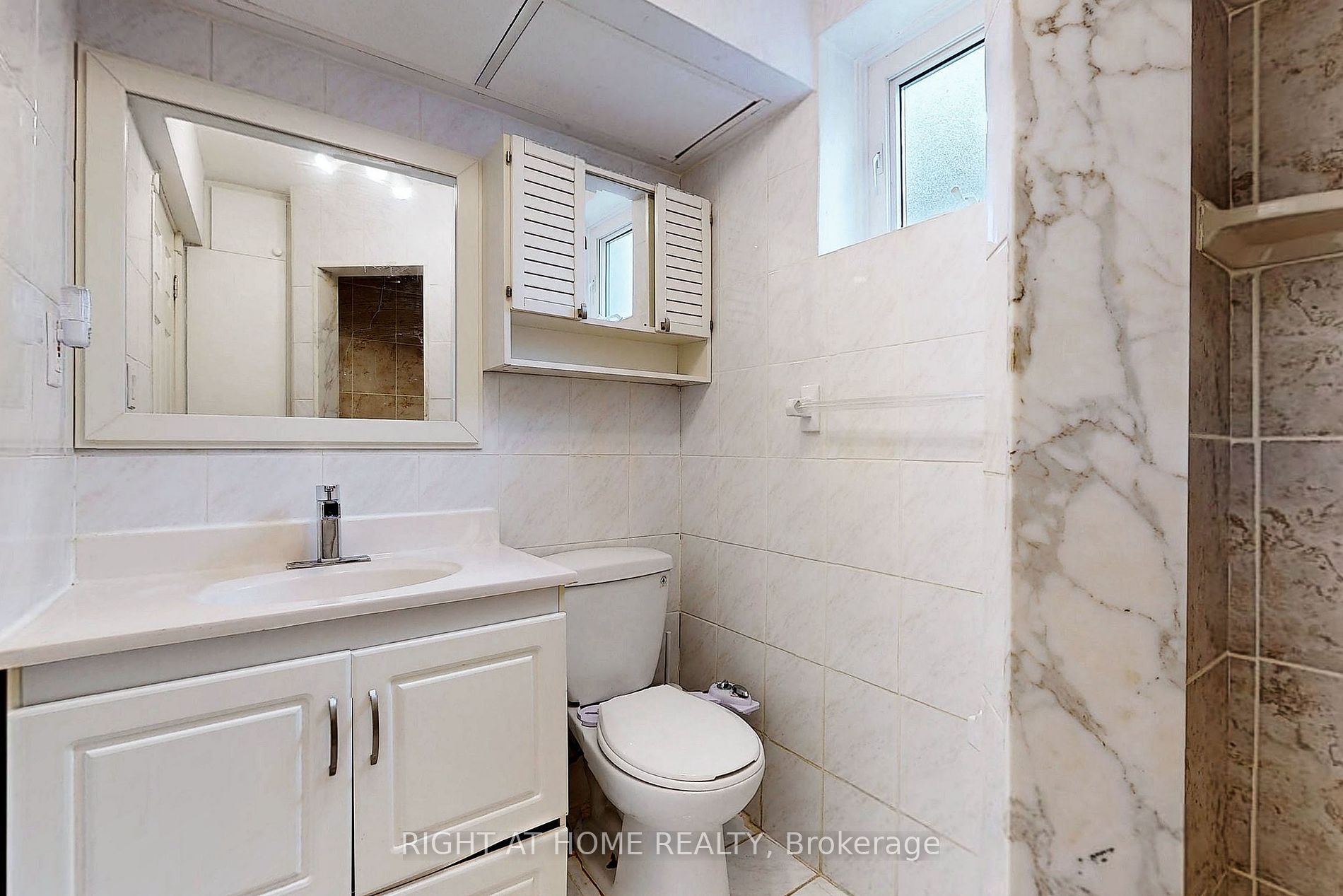 156 Trayborn Dr Bsmt