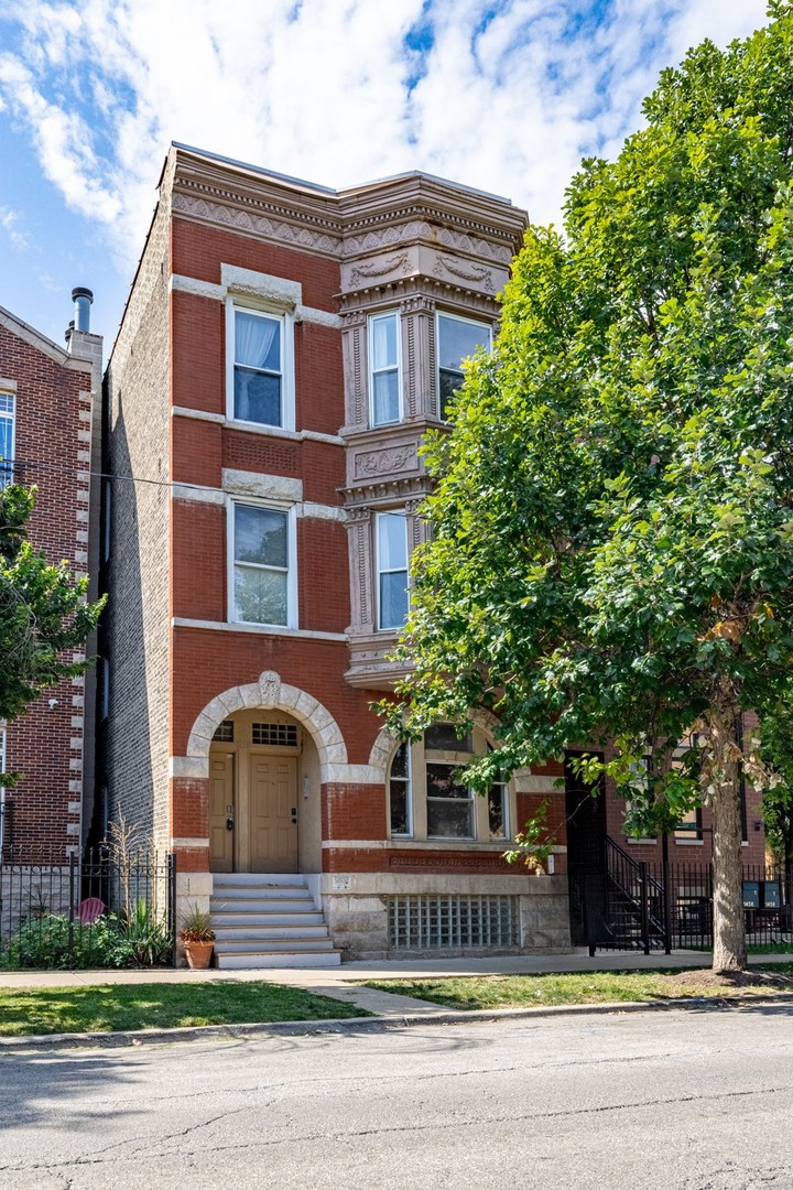 Sunny top floor unit located on a quiet, tree-lined street in Wicker Park! 2 bed, 1 bathroom condo located in a charming building w/ fenced yard, community garden beds & landscaping.  Inside you will find high ceilings, tons of natural light and in-unit laundry!  A large private balcony is all yours for relaxing or entertaining. Kitchen was gut renovated in 2020 with white cabinets, tile backsplash, quartz counters & Frigidaire stainless steel appliances. Brand new LVP flooring throughout in 2020. One parking spot and storage unit included too! ONLY UNIT IN BUILDING WITH A BALCONY AND PARKING SPOT!! New HW tank 2021, new windows 2022, New HVAC 2023. Easy street parking and low assessments in an ideal location close to the Blue Line, CTA bus stop and the 606 trail.  Also, just minutes away to all the shopping, dining and bars that Wicker Park & Bucktown have to offer.