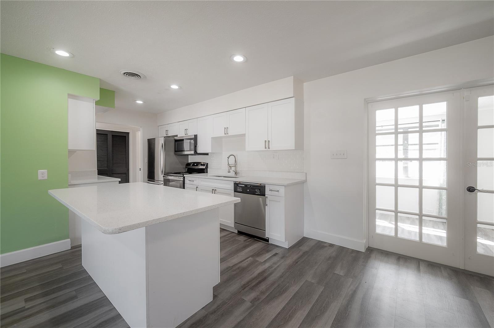 6765 Ralston Beach Circle