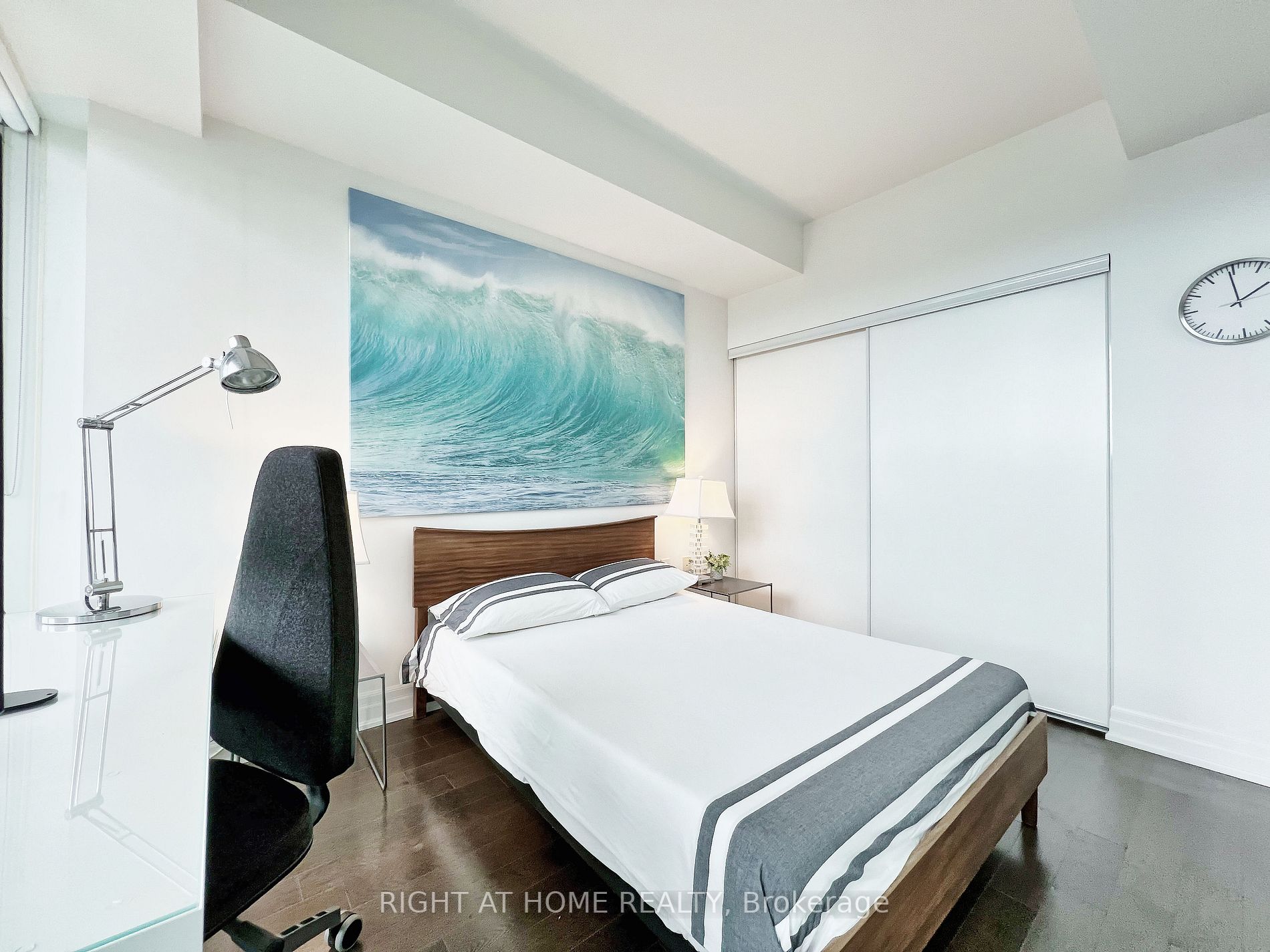 8 The Esplanade N/A 3709